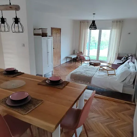 Sienas Nyaraló Vrnjačka Banja