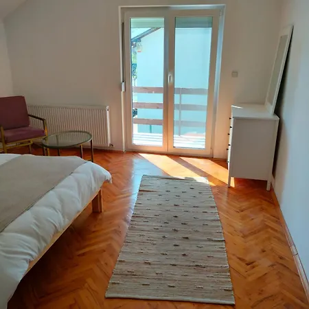 別荘 Sienas Vrnjačka Banja