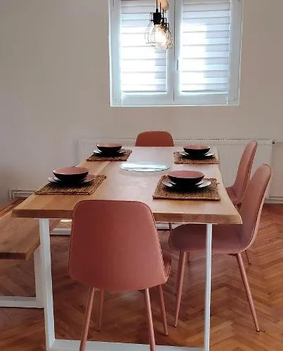 بيت للعطل Sienas *